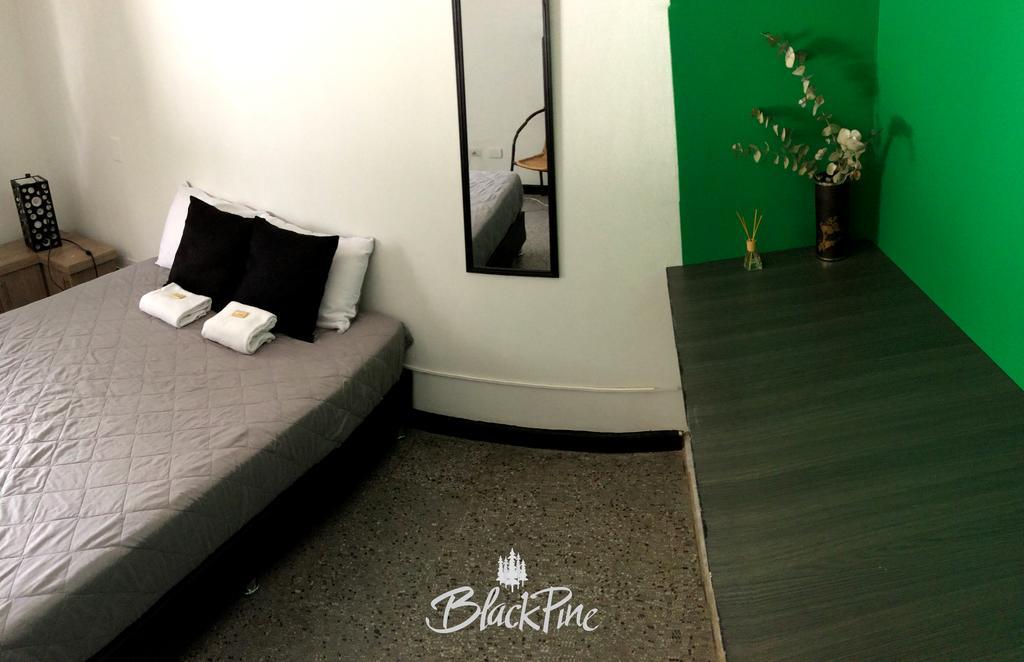 Blackpine Hostel Medellín Kültér fotó
