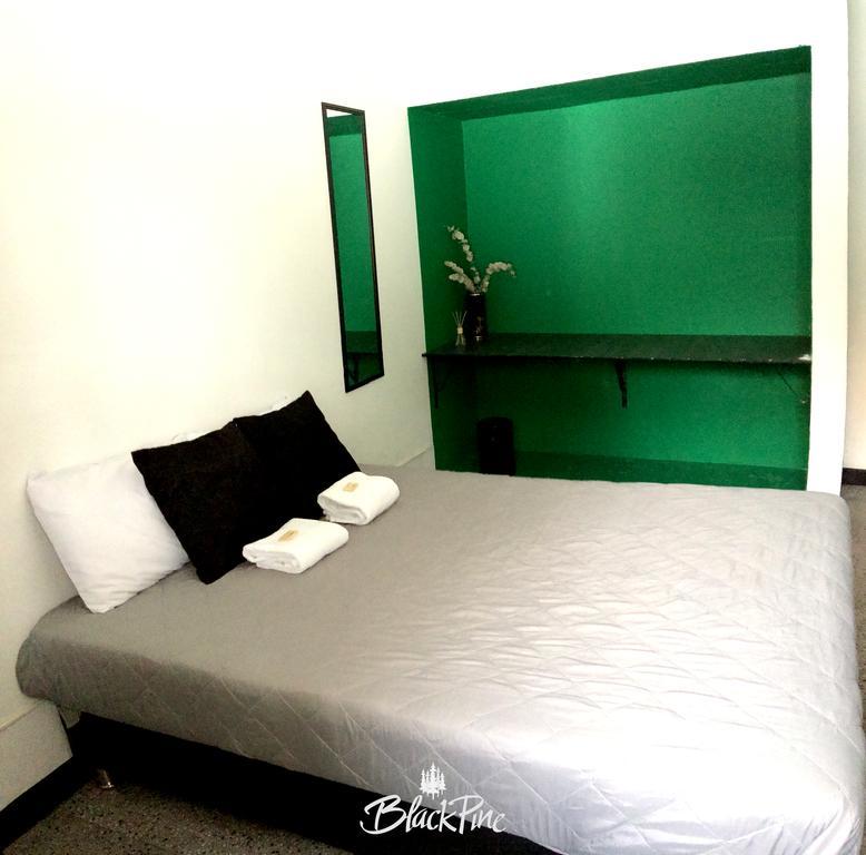 Blackpine Hostel Medellín Kültér fotó