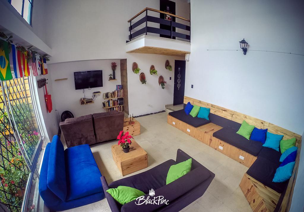 Blackpine Hostel Medellín Kültér fotó