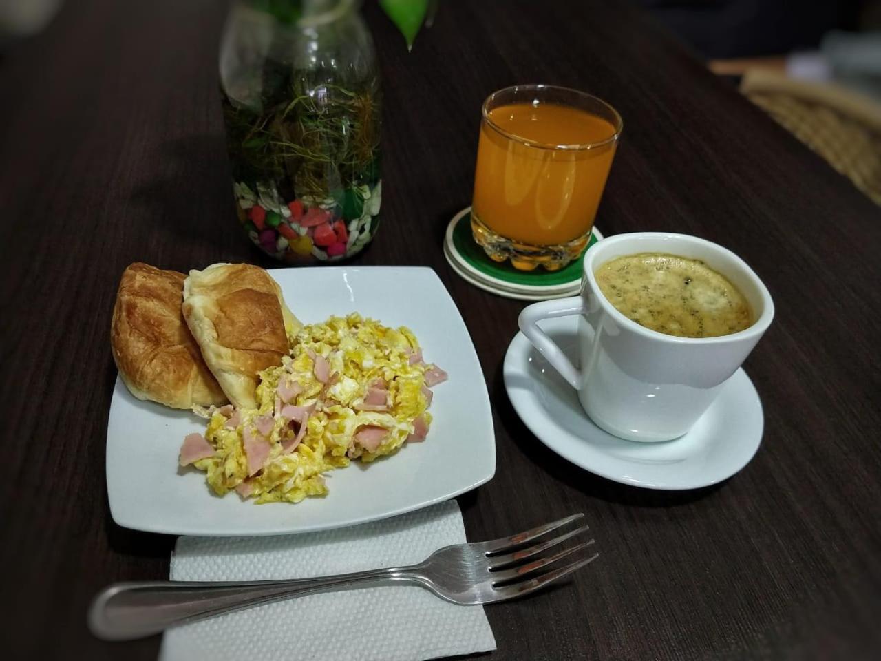 Blackpine Hostel Medellín Kültér fotó